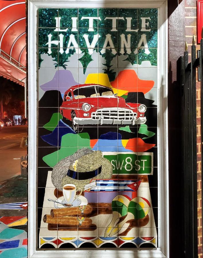 Casa Cuba In Little Havana, Brickell, Calle 8 And 10 Minutes To The Beach Free Parking Майами Экстерьер фото